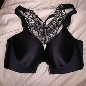 Bras/Bralletes